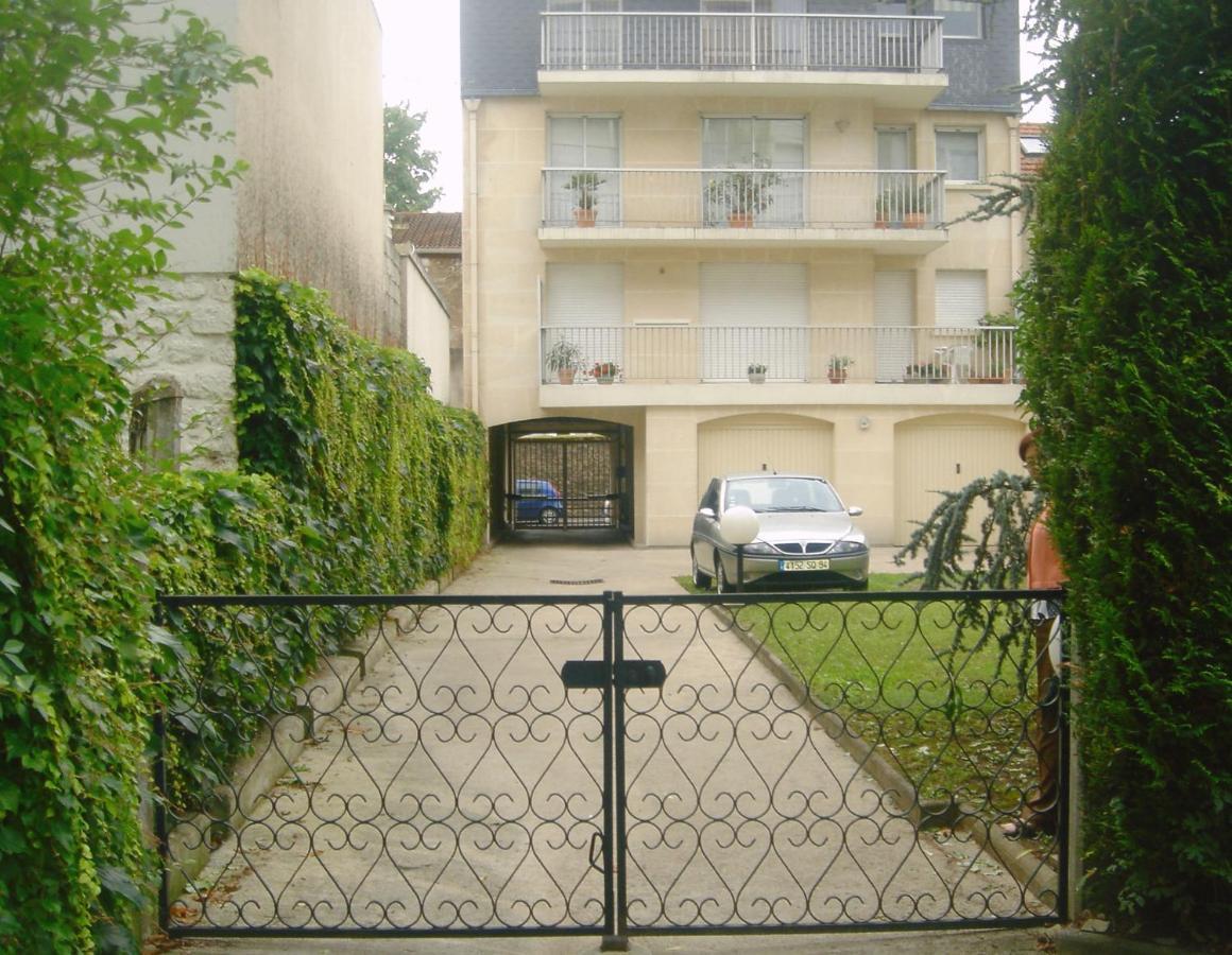 Maison De Longde-Appartement Avec 2 Chambres Villejuif Εξωτερικό φωτογραφία